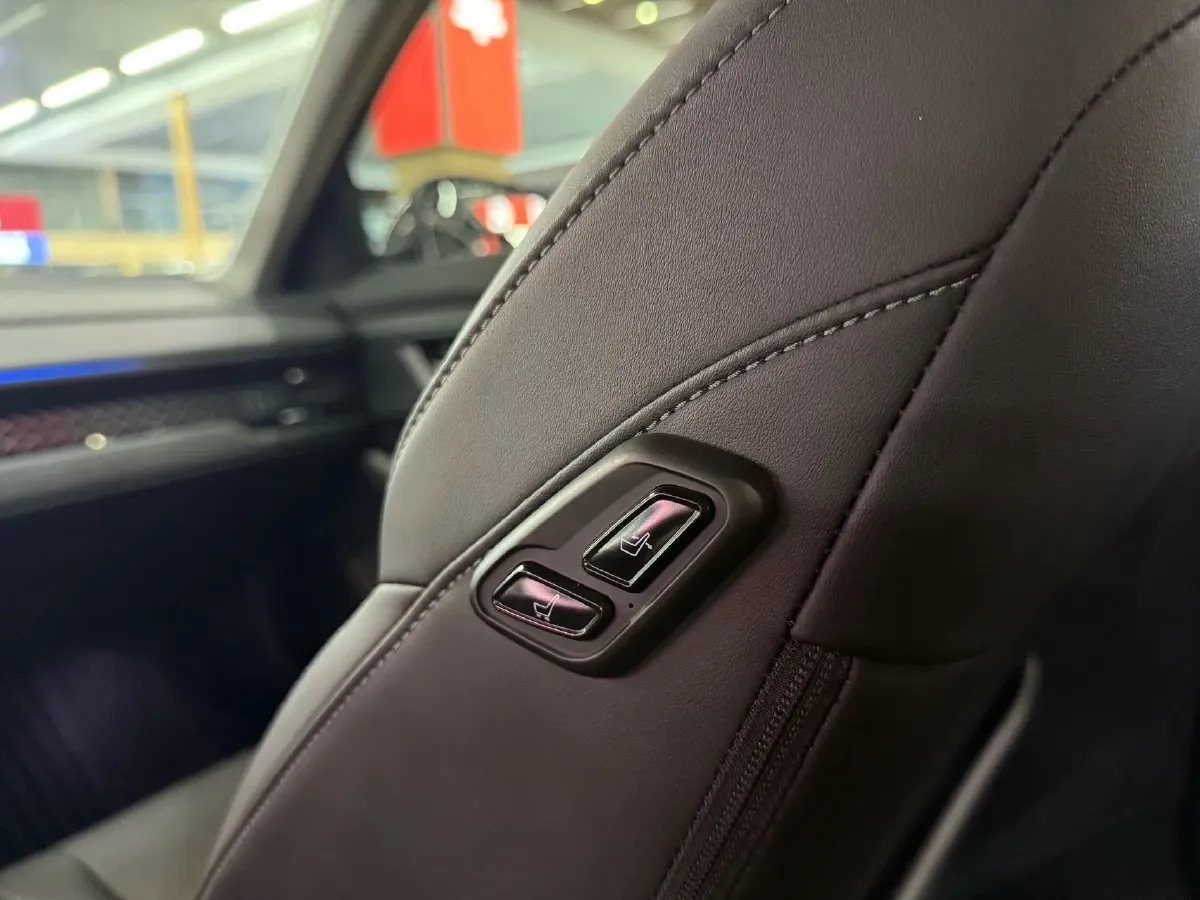 2023 Honda Accord 2.0L 148HP L4 E-CVT PHEV 17.7KWH,autocango,china used car exporter,china ev exporter,chinese used car exporter,chinese used ev exporter