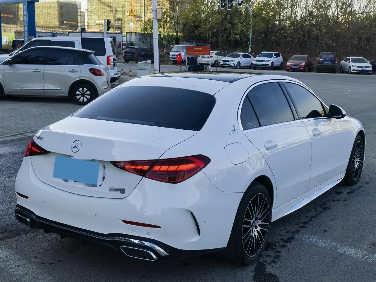 2024 Mercedes-Benz C Class 1.5T 204HP L4 9AT,autocango,china used car exporter,china ev exporter,chinese used car exporter,chinese used ev exporter