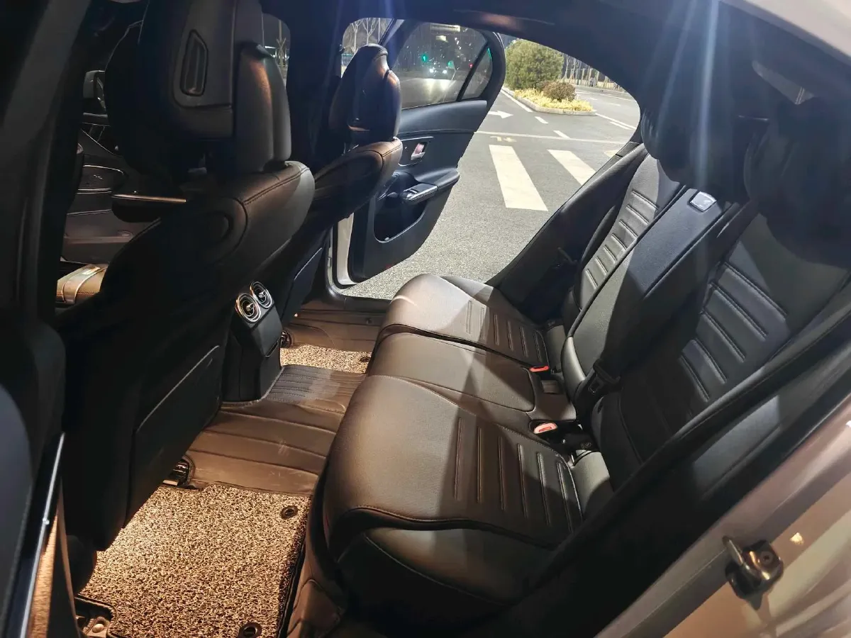 2024 Mercedes-Benz C Class 1.5T 204HP L4 9AT,autocango,china used car exporter,china ev exporter,chinese used car exporter,chinese used ev exporter