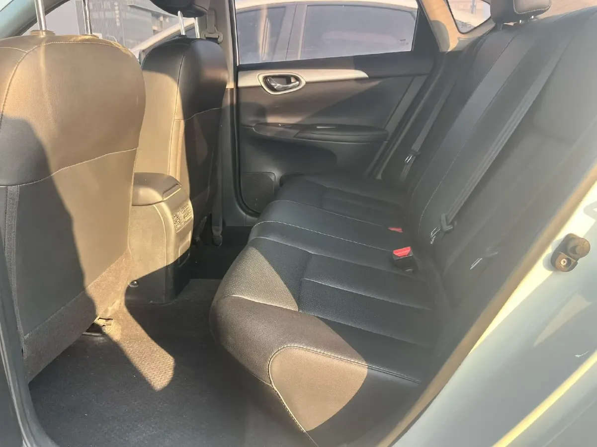 2022 Nissan Sylphy 1.6L 122HP L4 CVT,autocango,china used car exporter,china ev exporter,chinese used car exporter,chinese used ev exporter