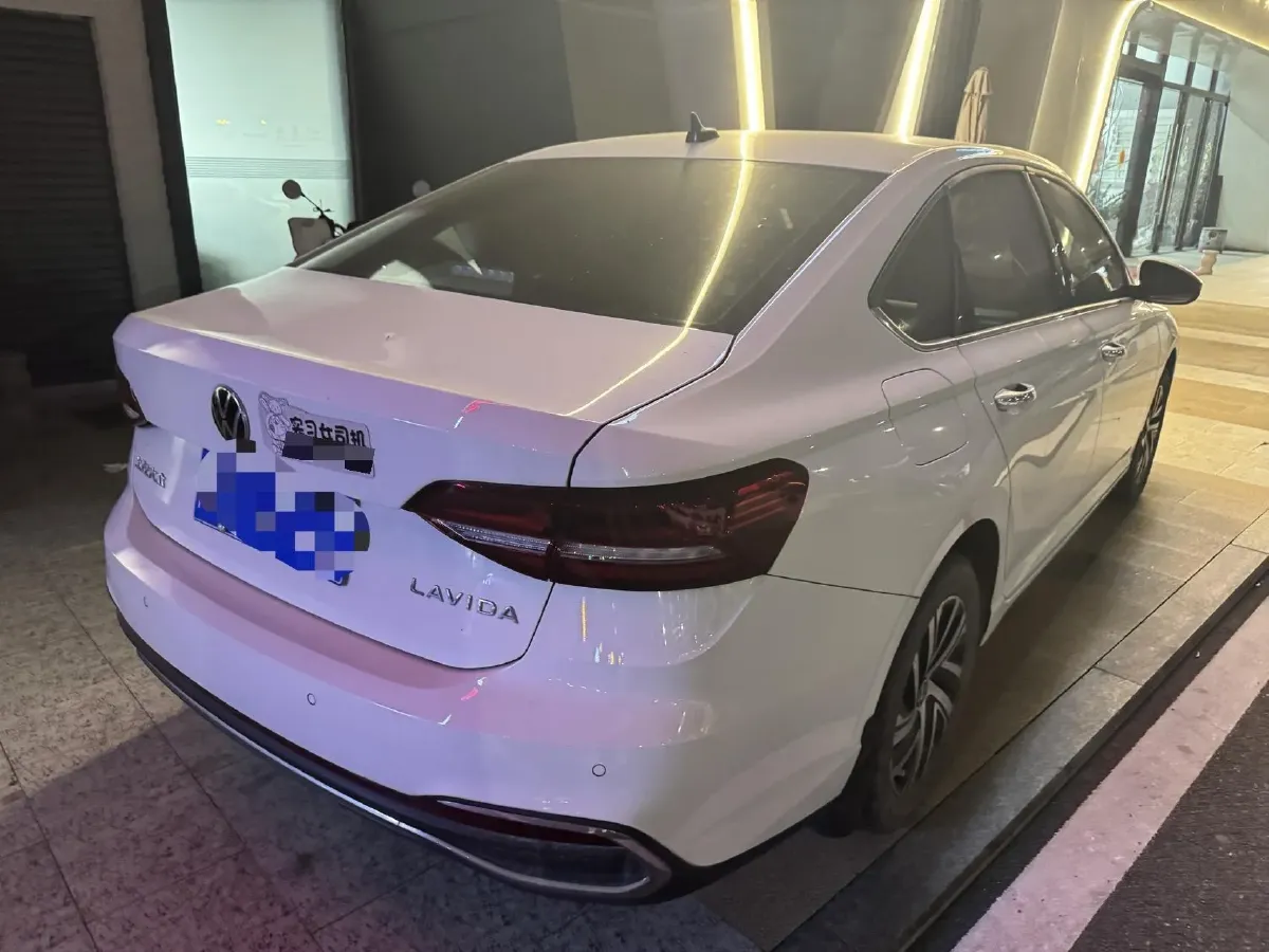 2023 Volkswagen Lavida 1.5L 113HP L4 6AT,autocango,china used car exporter,china ev exporter,chinese used car exporter,chinese used ev exporter