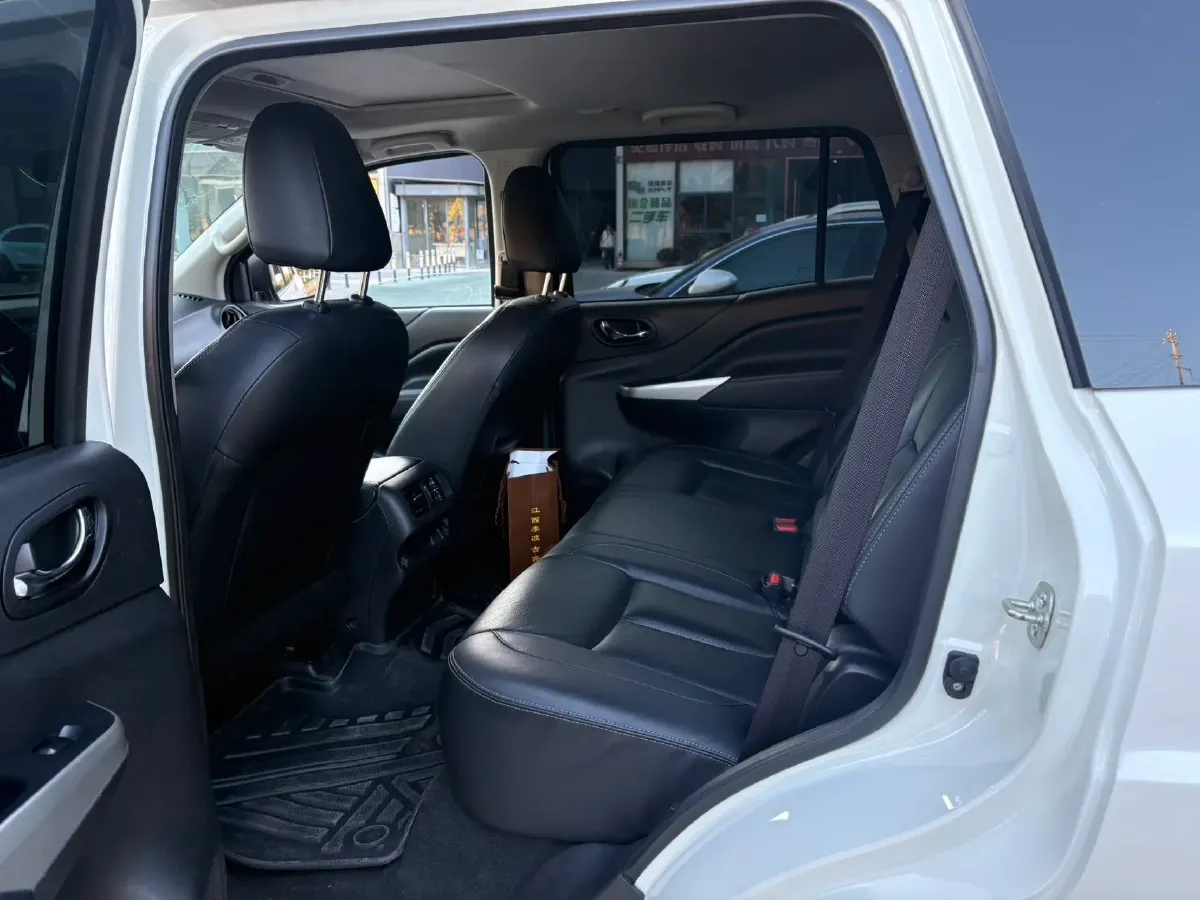 2020 Nissan Terra 2.5L 193HP L4 7AT,autocango,china used car exporter,china ev exporter,chinese used car exporter,chinese used ev exporter