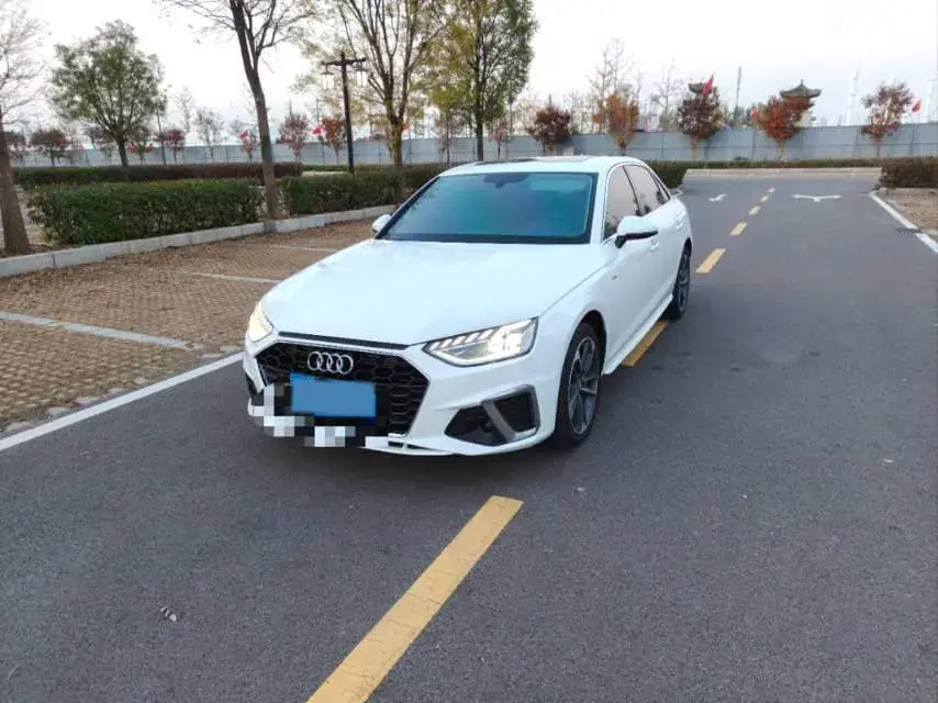 2023 Audi A4L 2.0T 190HP L4 7DCT