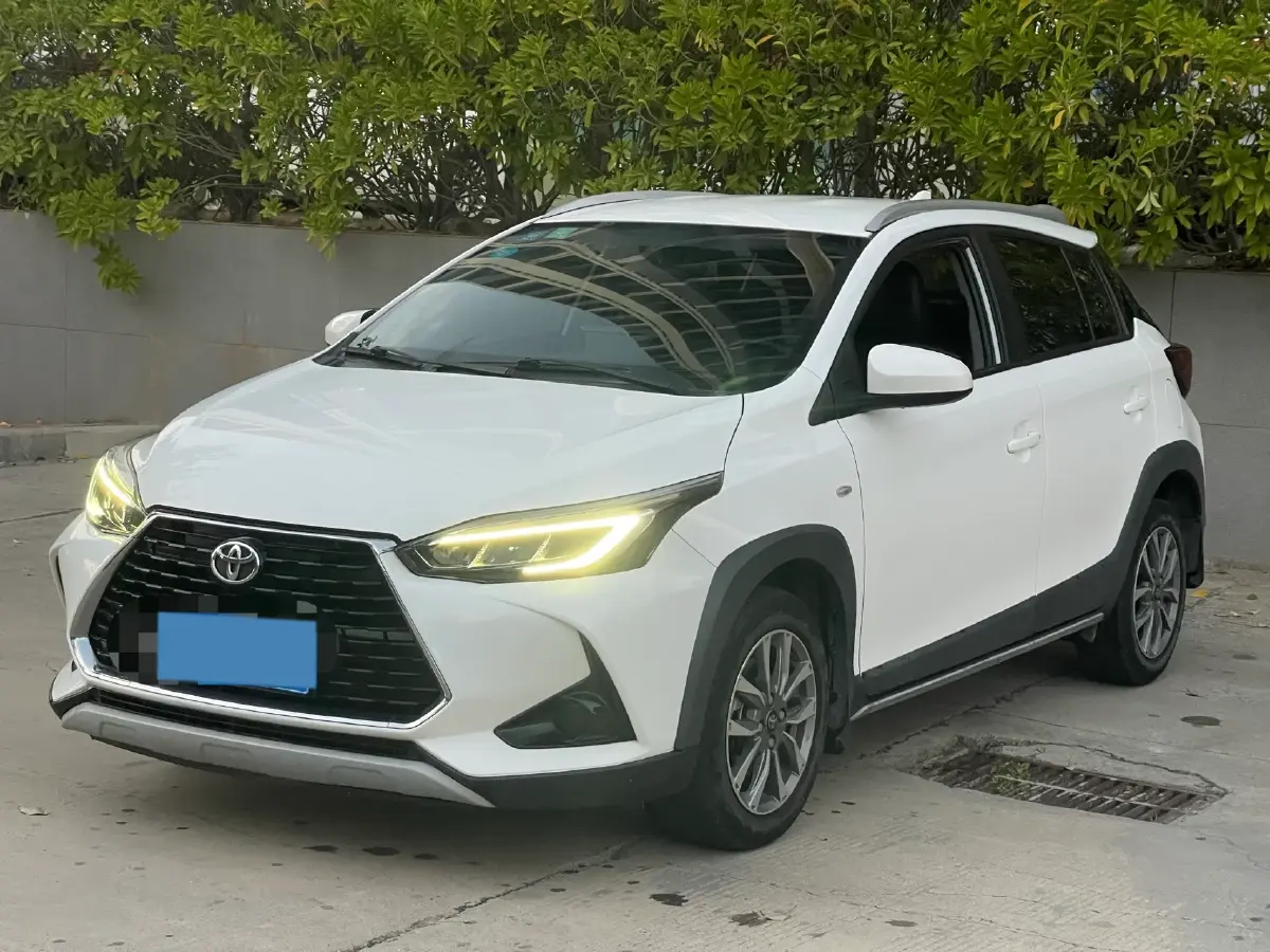 2021 Toyota Yaris L 1.5L 112HP L4 CVT