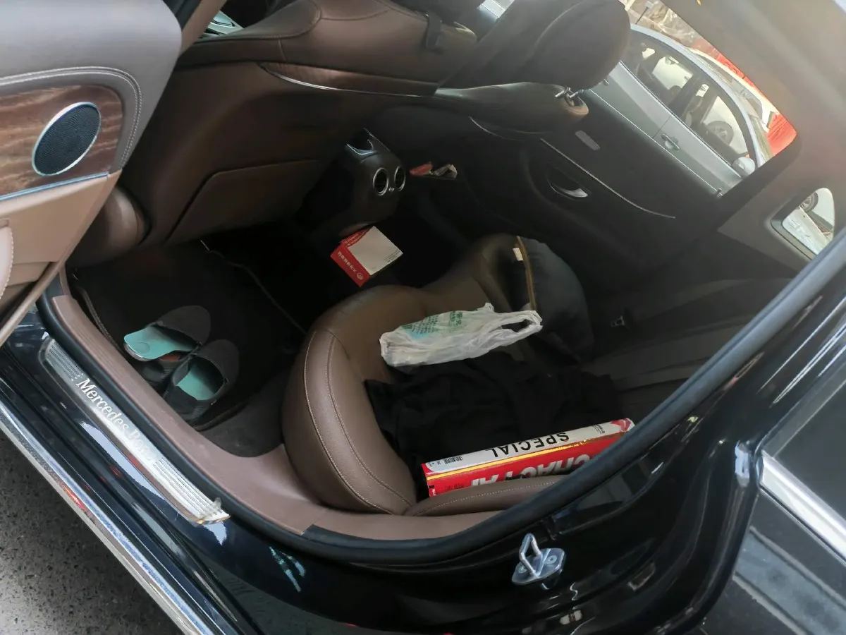 2020 Mercedes-Benz E Class 1.5T 184HP L4 9AT,autocango,china used car exporter,china ev exporter,chinese used car exporter,chinese used ev exporter