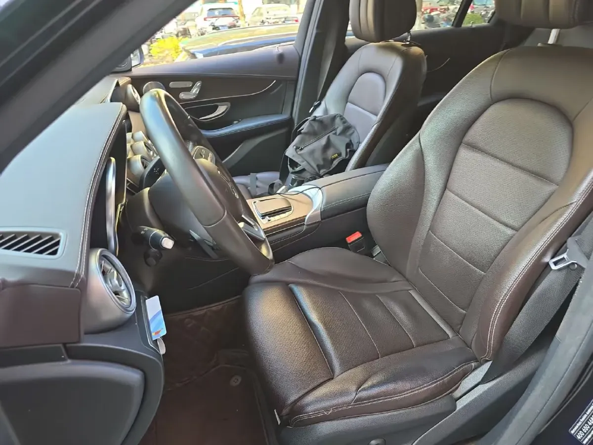 2020 Mercedes-Benz GLC Class 2.0T 258HP L4 9AT,autocango,china used car exporter,china ev exporter,chinese used car exporter,chinese used ev exporter