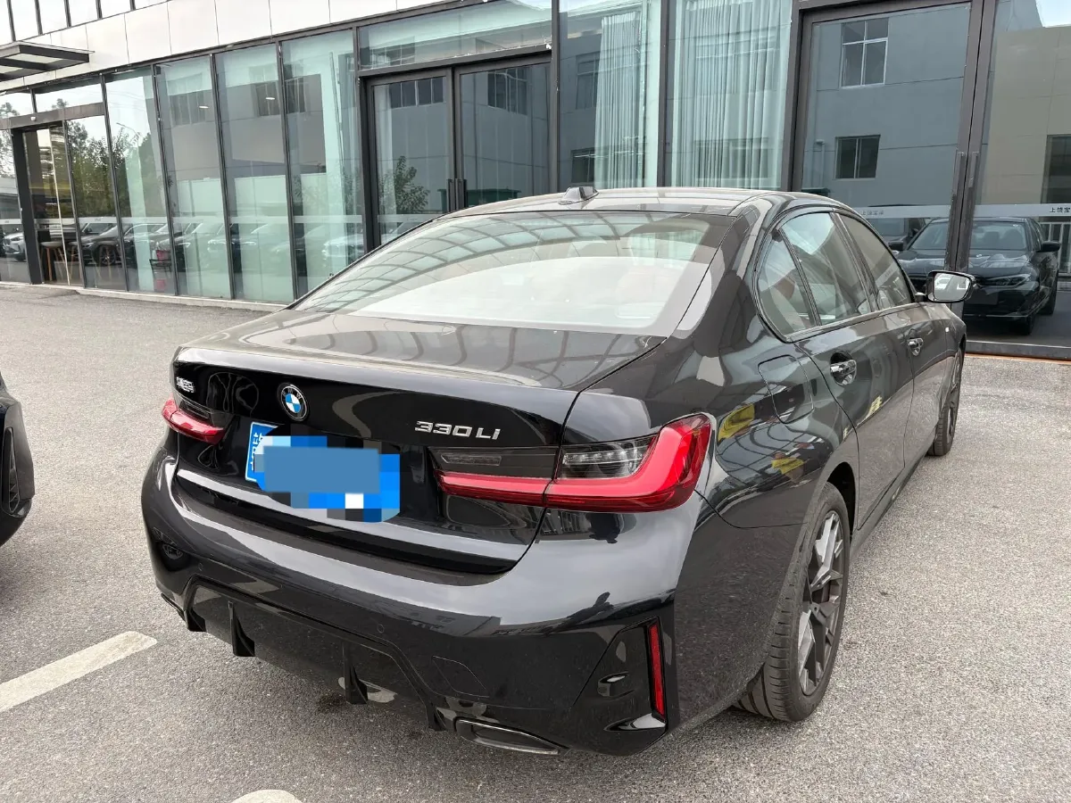 2025 BMW 3 Series 2.0T 245HP L4 8AT,autocango,china used car exporter,china ev exporter,chinese used car exporter,chinese used ev exporter