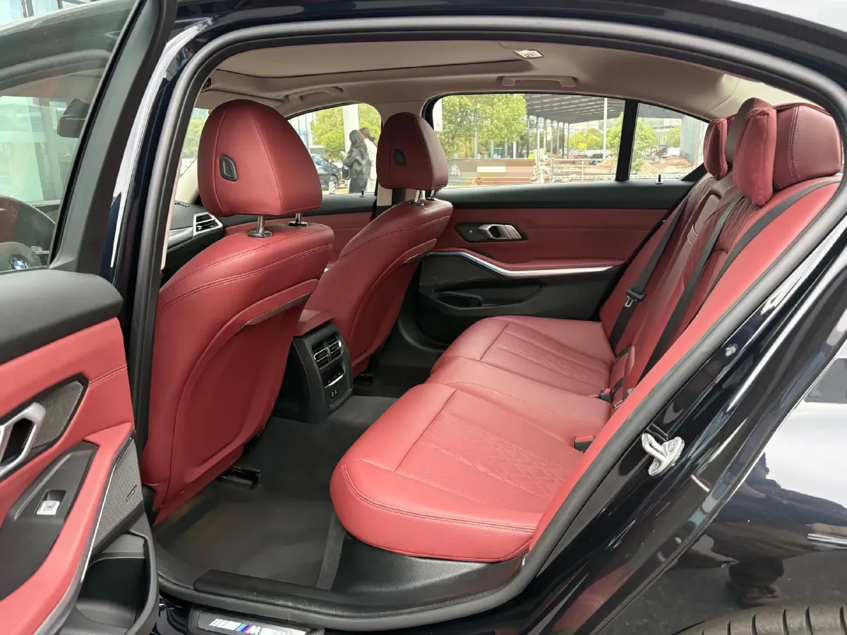 2025 BMW 3 Series 2.0T 245HP L4 8AT,autocango,china used car exporter,china ev exporter,chinese used car exporter,chinese used ev exporter