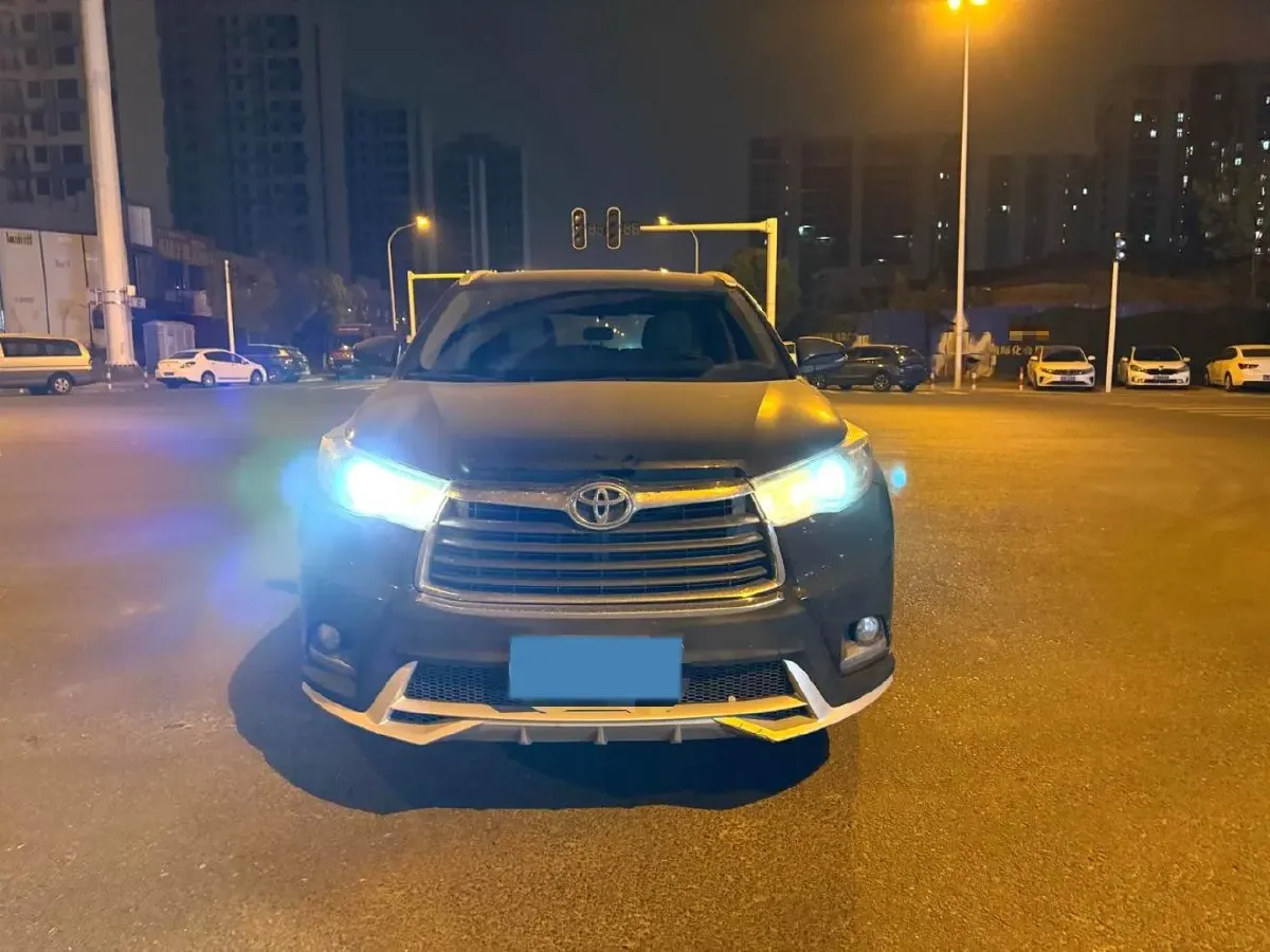 2018 Toyota Highlander 2.0T 220HP L4 6AT,autocango,china used car exporter,china ev exporter,chinese used car exporter,chinese used ev exporter