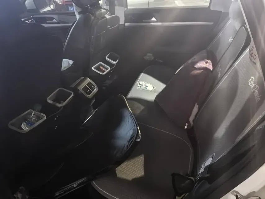 2024 Volkswagen Lavida 1.5L 110HP L4 6AT,autocango,china used car exporter,china ev exporter,chinese used car exporter,chinese used ev exporter