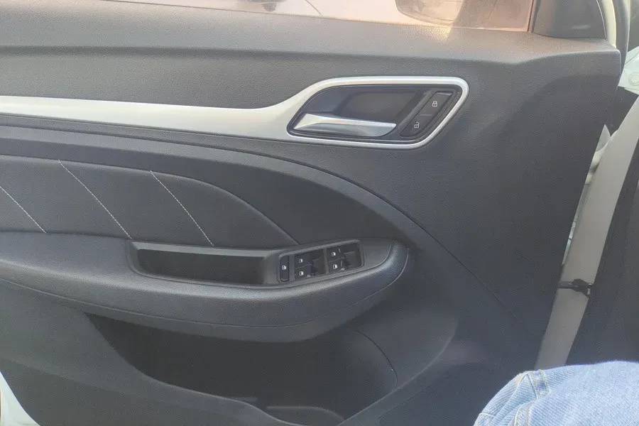 2018 MG ZS 1.5L 120HP L4 5MT,autocango,china used car exporter,china ev exporter,chinese used car exporter,chinese used ev exporter