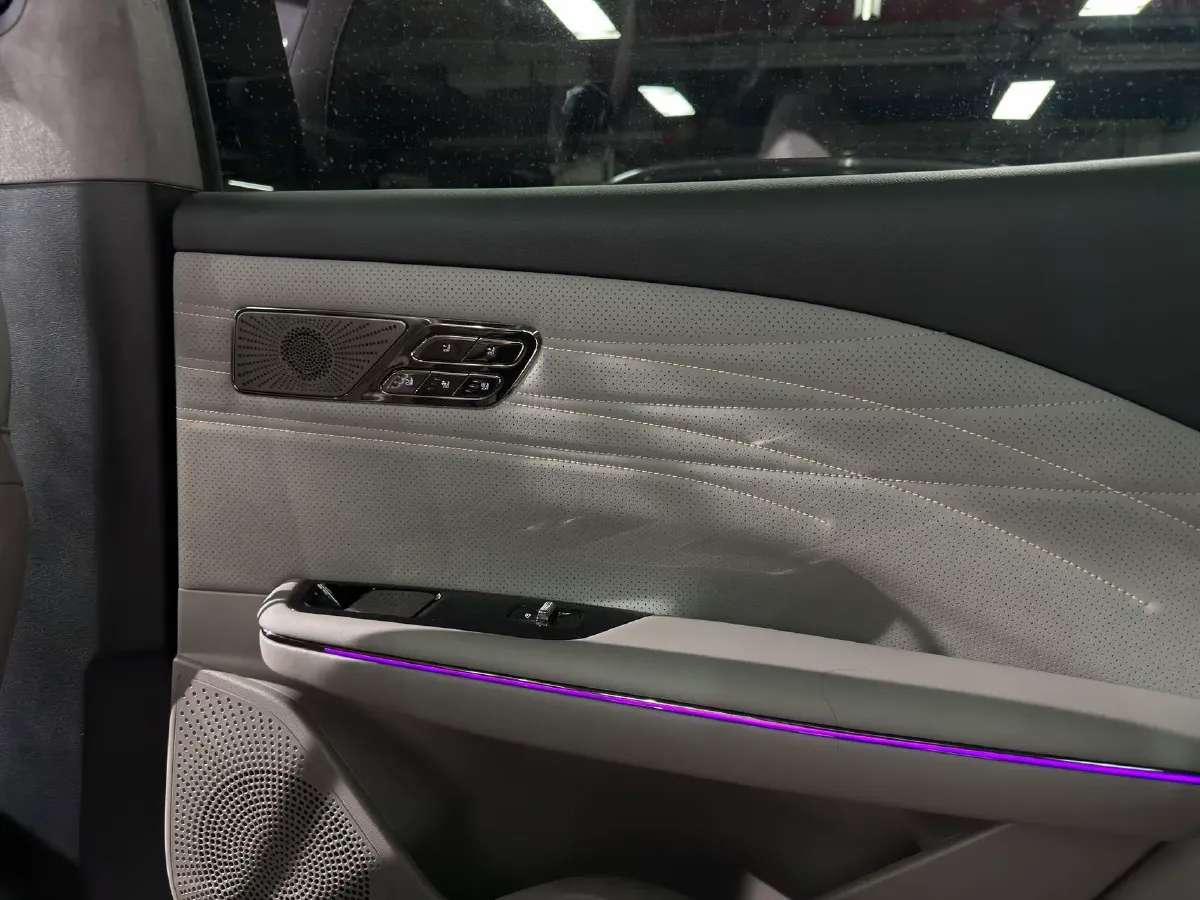 2025 Geely Galaxy Starshine 8 1.5T 163HP L4 3DHT PHEV 27.69KWH,autocango,china used car exporter,china ev exporter,chinese used car exporter,chinese used ev exporter