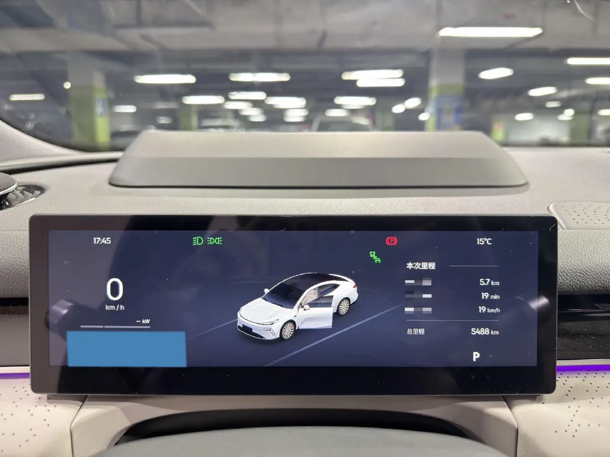 2025 Geely Galaxy Starshine 8 1.5T 163HP L4 3DHT PHEV 27.69KWH,autocango,china used car exporter,china ev exporter,chinese used car exporter,chinese used ev exporter