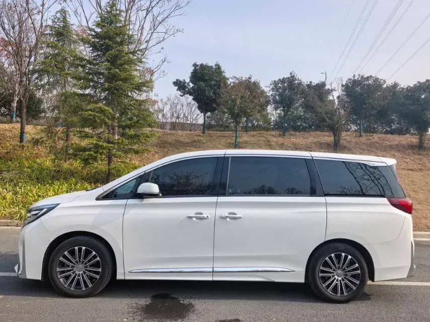 2021 GAC Trumpchi M8 2.0T 252HP L4 8AT,autocango,china used car exporter,china ev exporter,chinese used car exporter,chinese used ev exporter