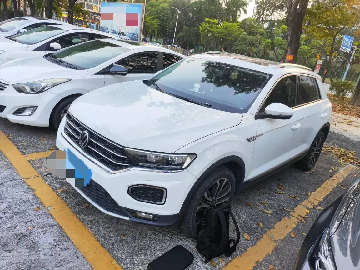 2021 Volkswagen T-Roc 1.4T 150HP L4 7DCT 2021 Volkswagen T-Roc 1.4T 150HP L4 7DCT