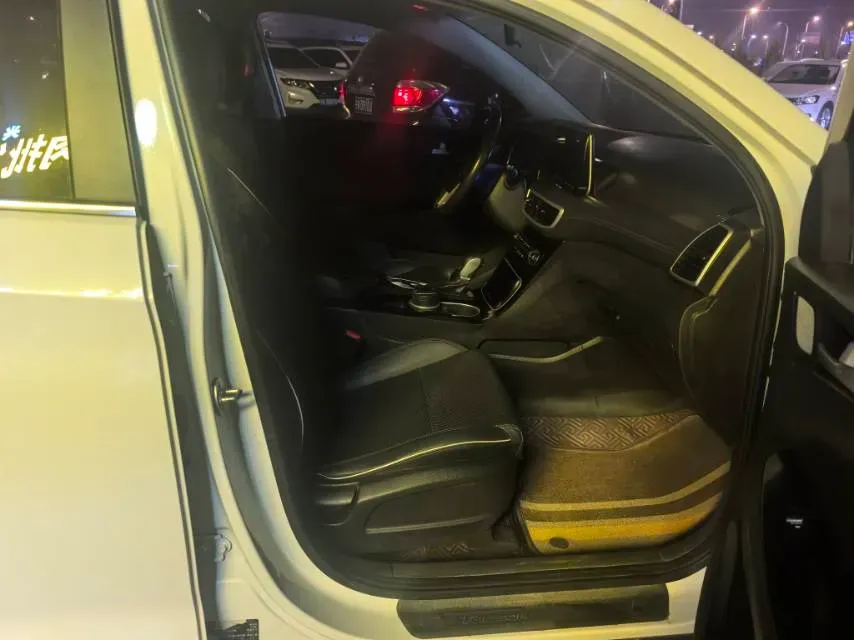2019 Hyundai Tucson 1.6T 177HP L4 7DCT,autocango,china used car exporter,china ev exporter,chinese used car exporter,chinese used ev exporter
