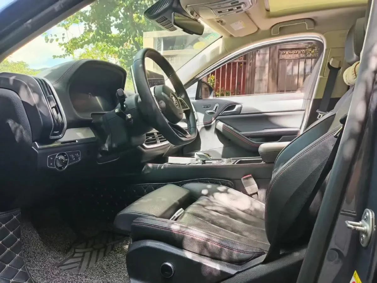 2018 BYD Tang 2.0T 205HP L4 6DCT PHEV 23.97KWH,autocango,china used car exporter,china ev exporter,chinese used car exporter,chinese used ev exporter