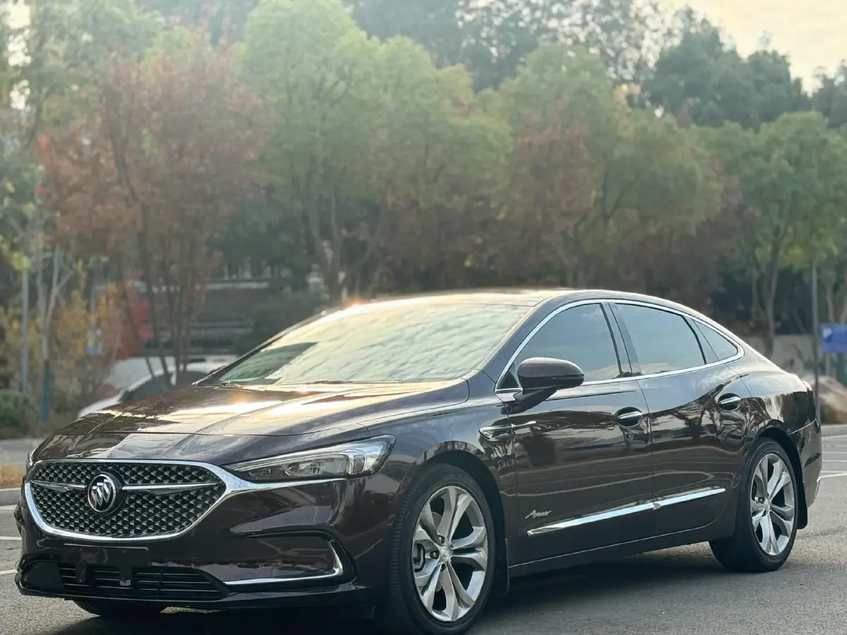 2021 Buick Larcosse 2.0T 237HP L4 9AT