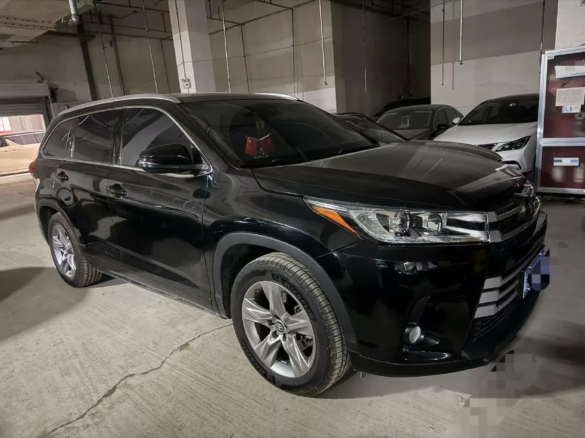 2020 Toyota Highlander 2.0T 220HP L4 6AT,autocango,china used car exporter,china ev exporter,chinese used car exporter,chinese used ev exporter