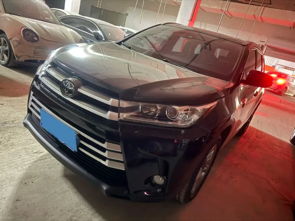 2020 Toyota Highlander 2.0T 220HP L4 6AT