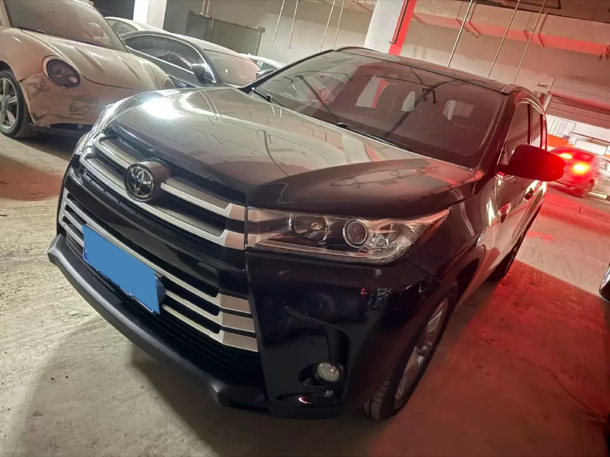 2020 Toyota Highlander 2.0T 220HP L4 6AT,autocango,china used car exporter,china ev exporter,chinese used car exporter,chinese used ev exporter
