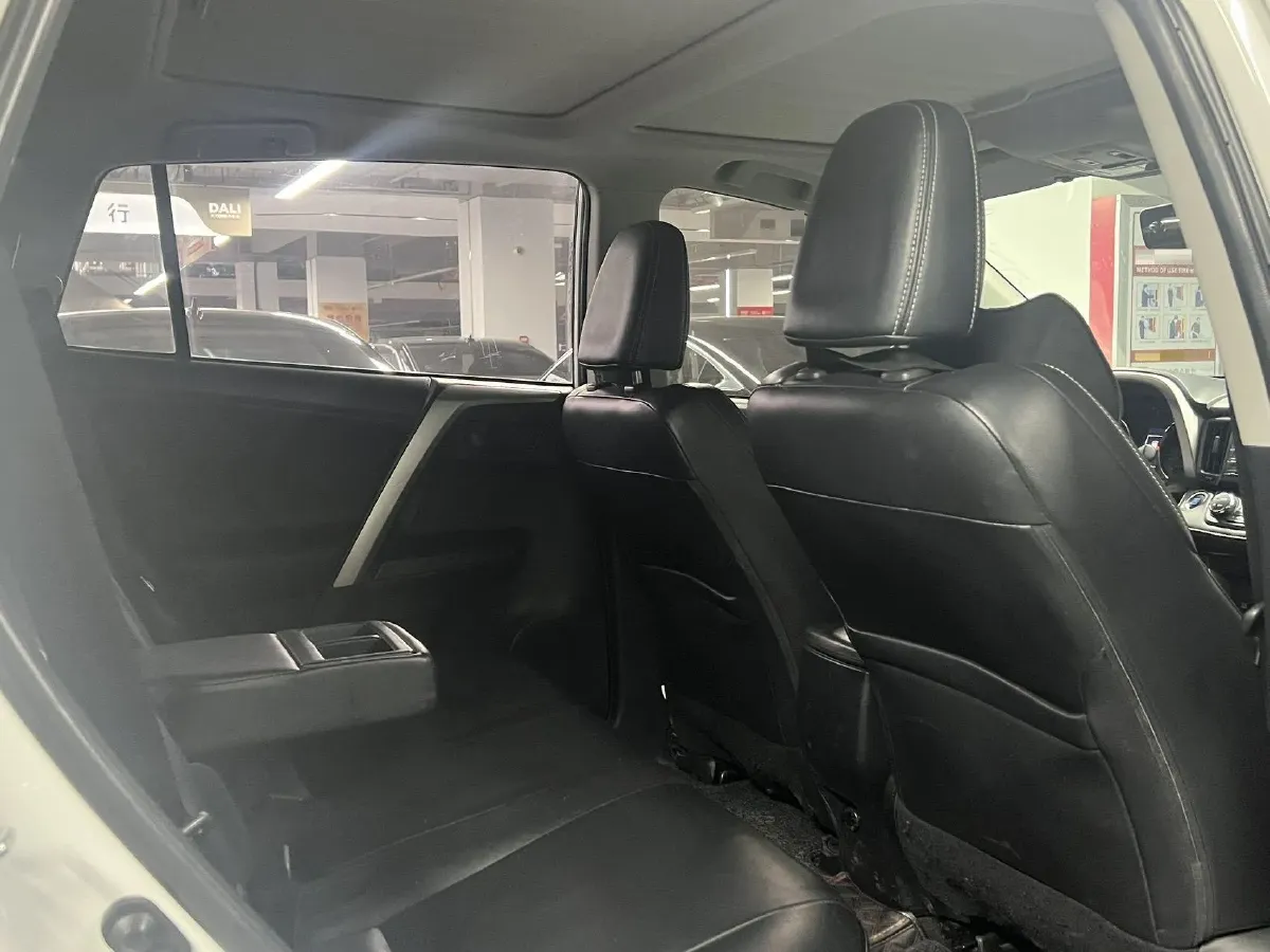 2018 Isuzu Mu-X 1.9T 163HP L4 6AT,autocango,china used car exporter,china ev exporter,chinese used car exporter,chinese used ev exporter