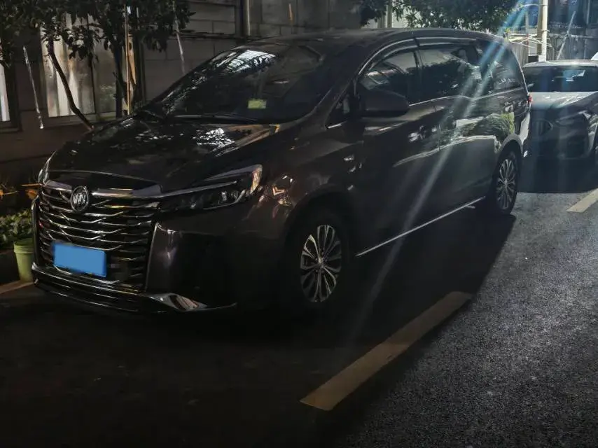 2023 Buick GL8 2.0T 237HP L4 9AT