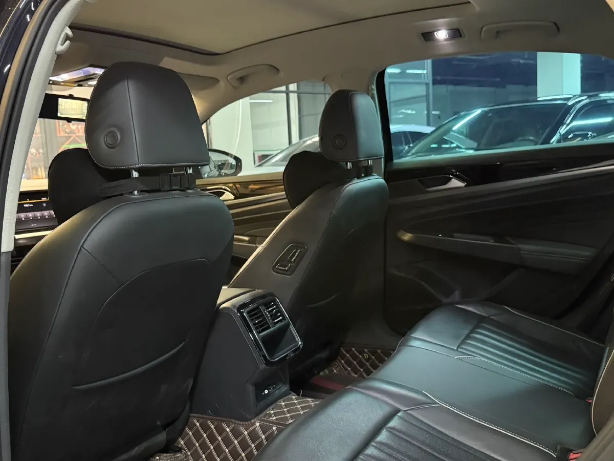 2022 Skoda Kodiak GT 2.0T 186HP L4 7DCT,autocango,china used car exporter,china ev exporter,chinese used car exporter,chinese used ev exporter