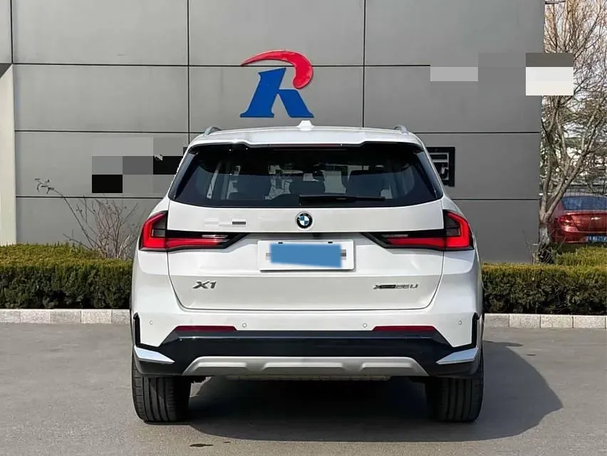 2024 BMW X1 2.0T 204HP L4 7DCT,autocango,china used car exporter,china ev exporter,chinese used car exporter,chinese used ev exporter