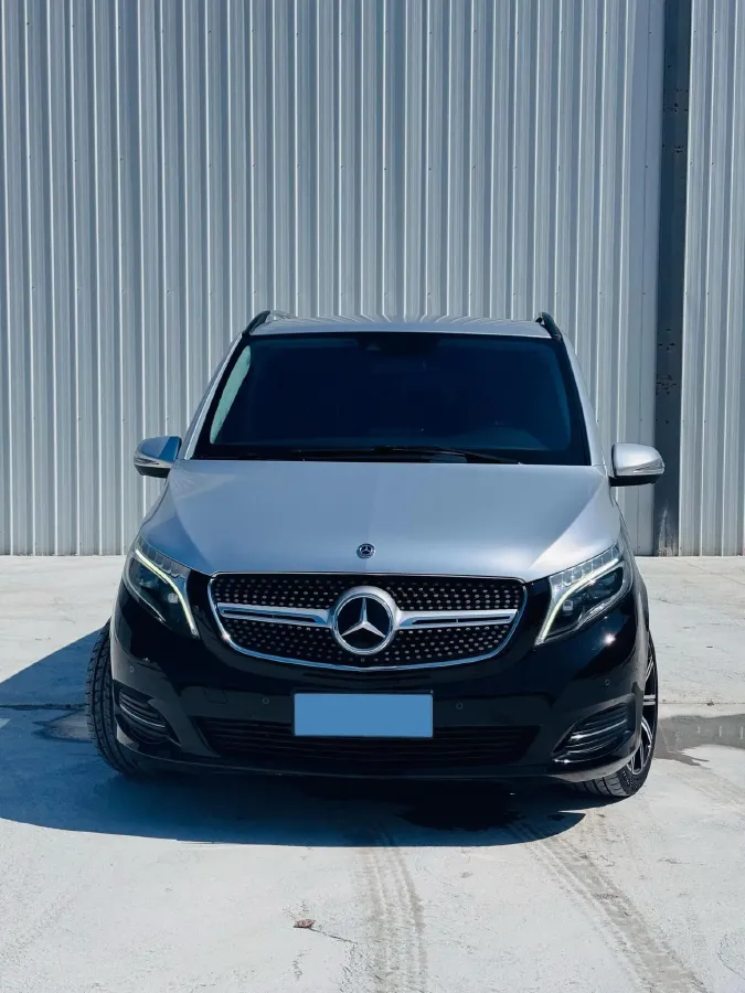 2018 Mercedes-Benz V Class 2.0T 211HP L4 7AT,autocango,china used car exporter,china ev exporter,chinese used car exporter,chinese used ev exporter