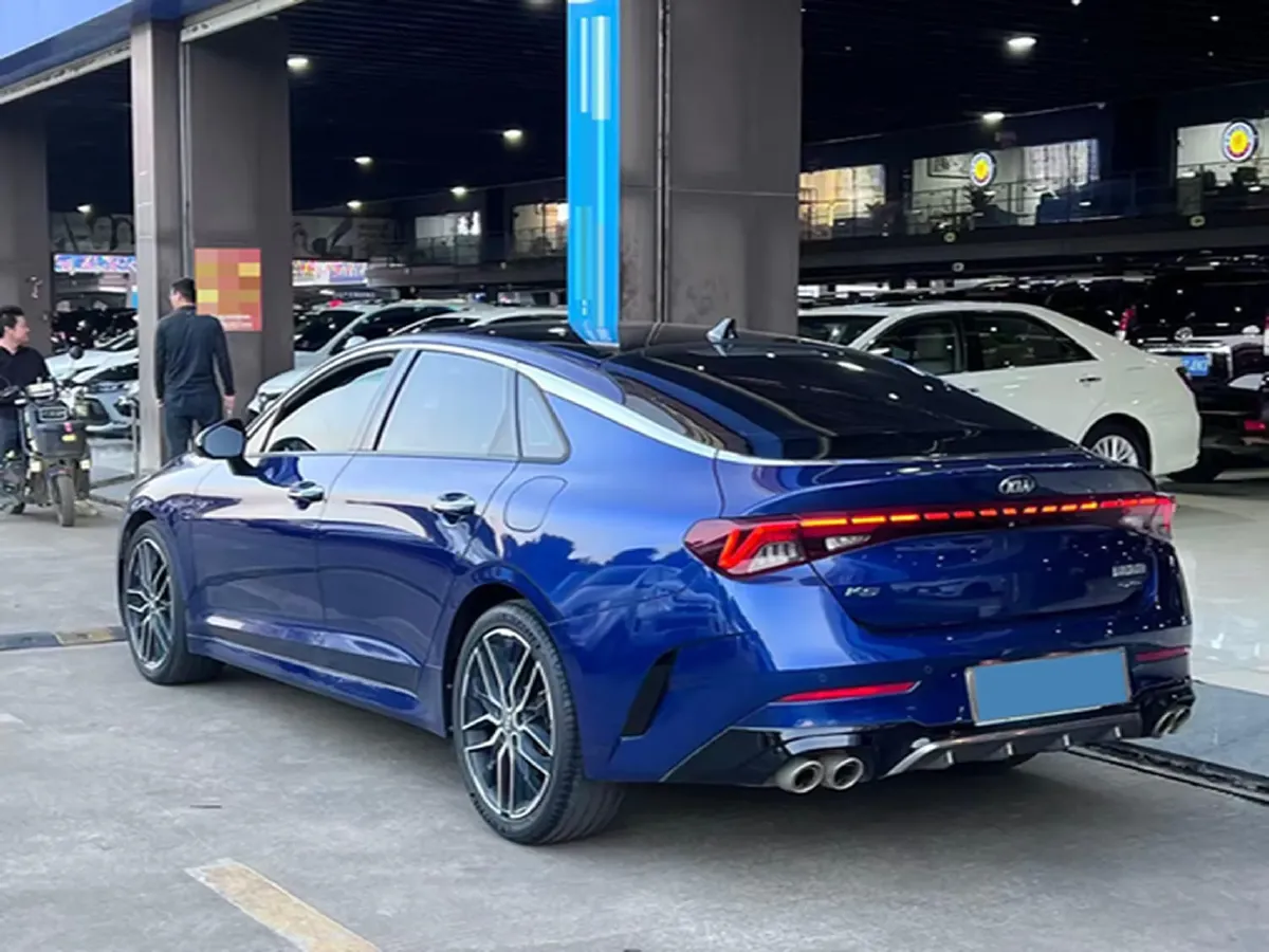 2021 Toyota Camry 2.0L 178HP L4 CVT,autocango,china used car exporter,china ev exporter,chinese used car exporter,chinese used ev exporter