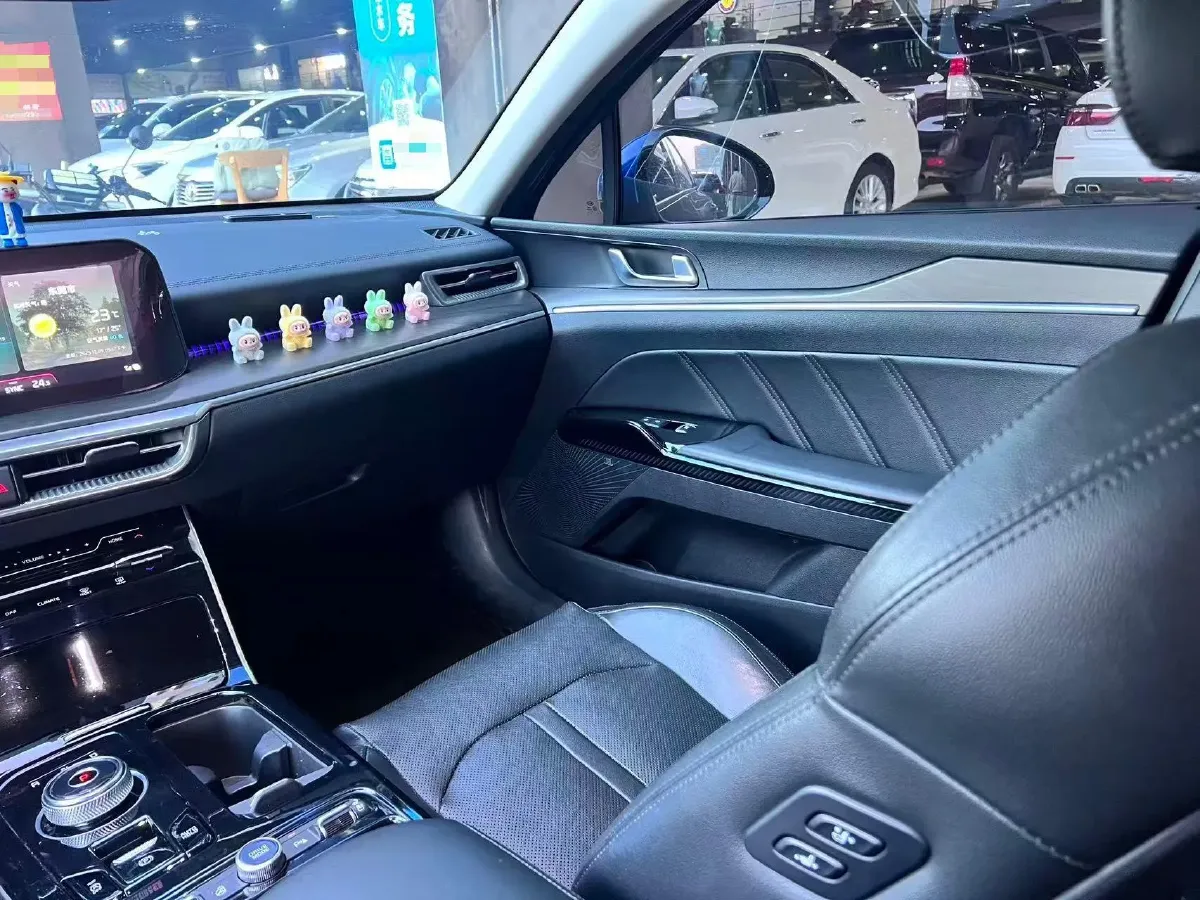 2021 Toyota Camry 2.0L 178HP L4 CVT,autocango,china used car exporter,china ev exporter,chinese used car exporter,chinese used ev exporter