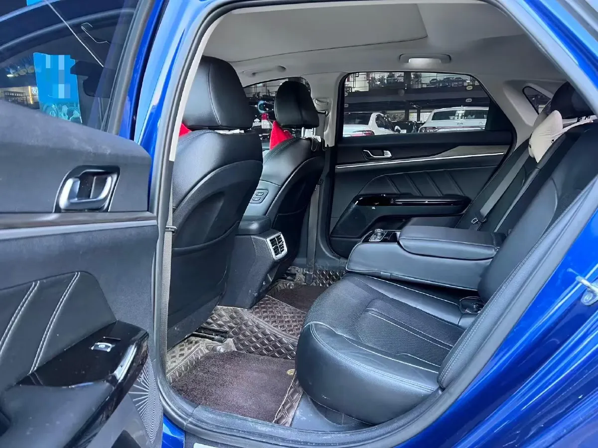 2021 Toyota Camry 2.0L 178HP L4 CVT,autocango,china used car exporter,china ev exporter,chinese used car exporter,chinese used ev exporter