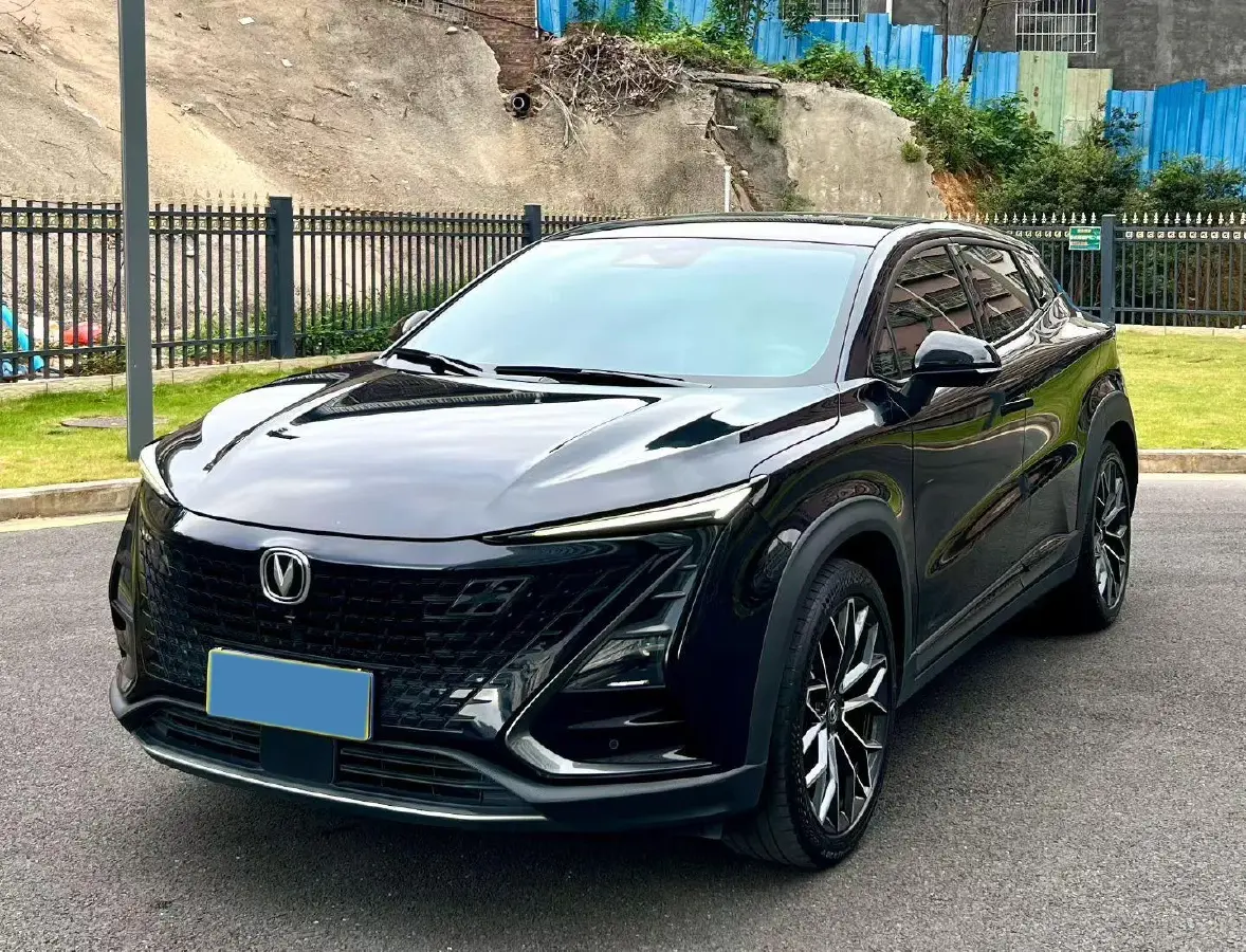 2022 ChangAn UNI-T 1.5T 188HP L4 7DCT