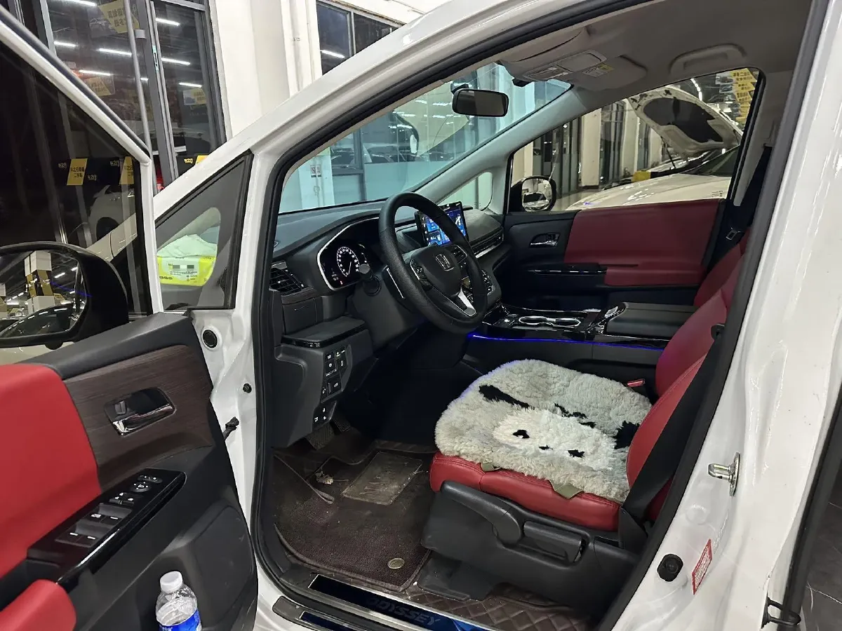 2022 Honda Odyssey 2.0L 146HP L4 E-CVT Hybrid,autocango,china used car exporter,china ev exporter,chinese used car exporter,chinese used ev exporter