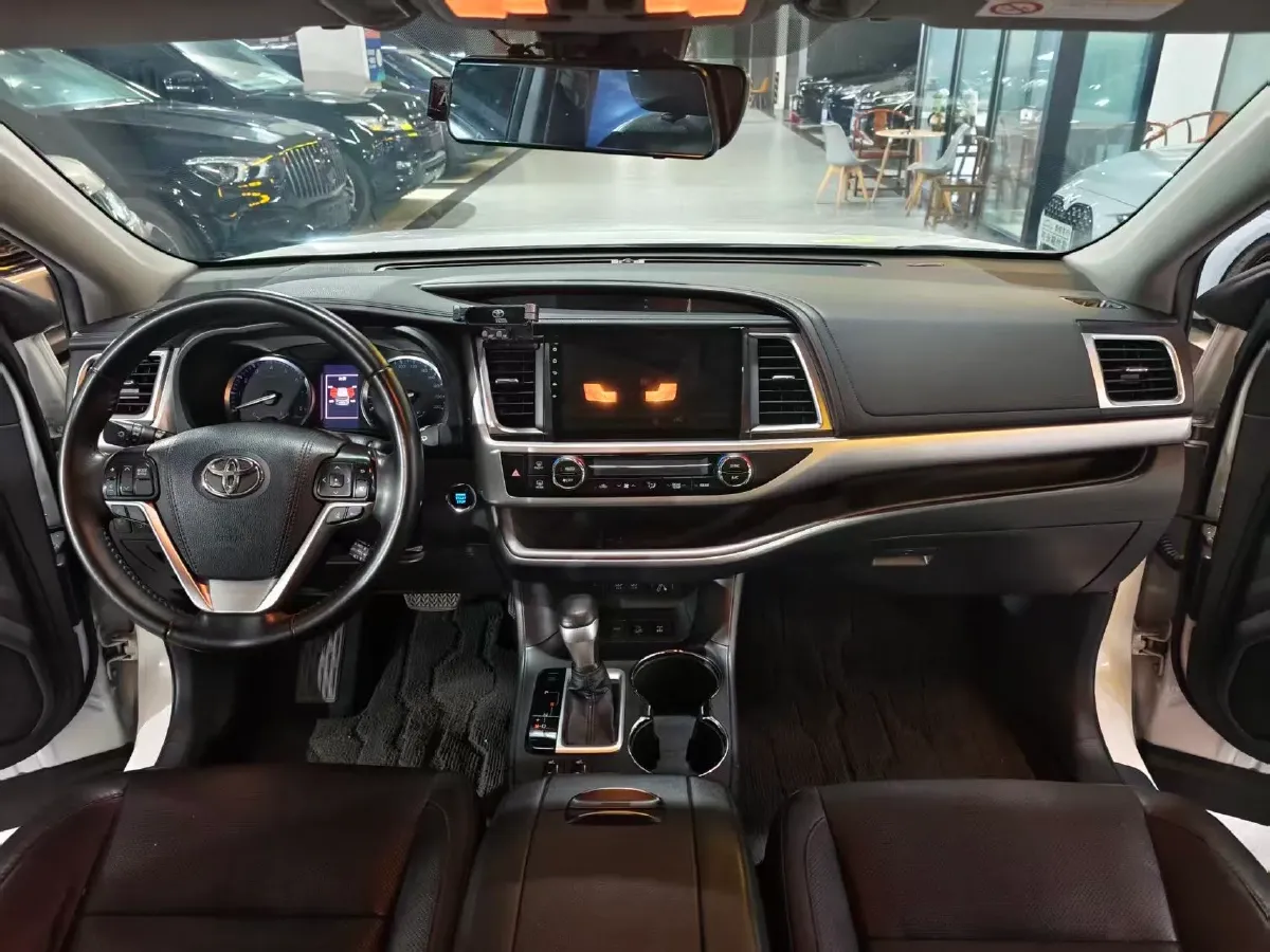 2019 Mazda CX-8 2.5L 192HP L4 6AT,autocango,china used car exporter,china ev exporter,chinese used car exporter,chinese used ev exporter