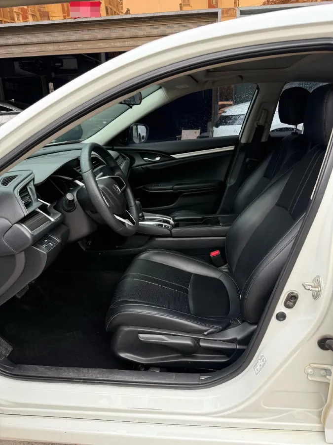 2019 Honda Civic 1.5T 177HP L4 CVT,autocango,china used car exporter,china ev exporter,chinese used car exporter,chinese used ev exporter