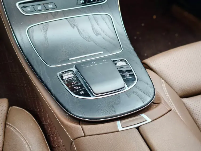 2022 Mercedes-Benz E Class 2.0T 258HP L4 9AT,autocango,china used car exporter,china ev exporter,chinese used car exporter,chinese used ev exporter