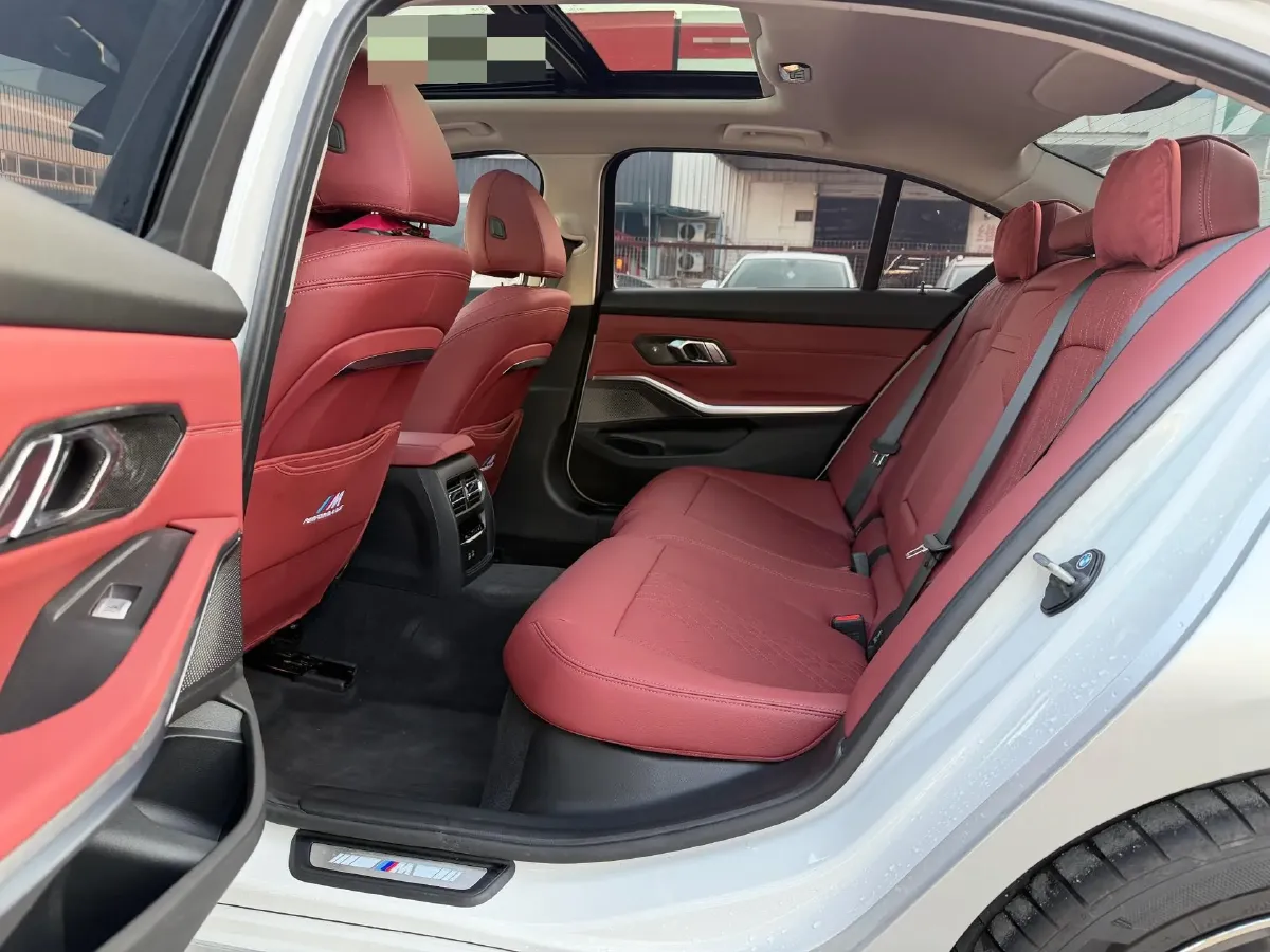 2025 BMW 3 Series 2.0T 184HP L4 8AT,autocango,china used car exporter,china ev exporter,chinese used car exporter,chinese used ev exporter