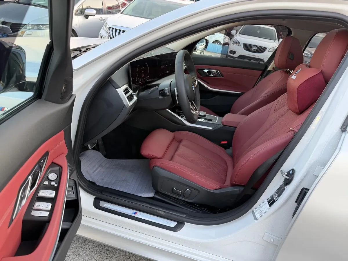 2025 BMW 3 Series 2.0T 184HP L4 8AT,autocango,china used car exporter,china ev exporter,chinese used car exporter,chinese used ev exporter