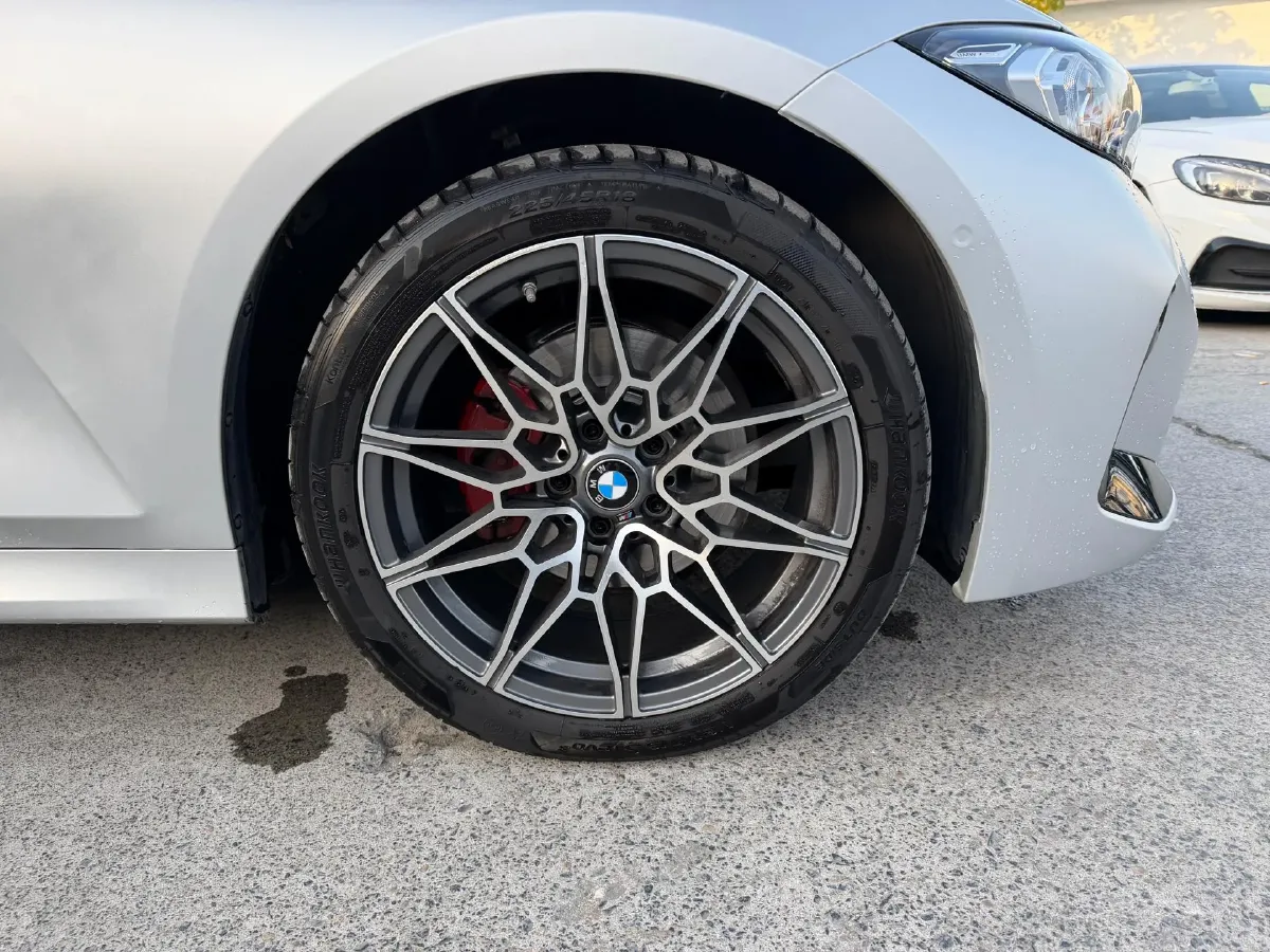 2025 BMW 3 Series 2.0T 184HP L4 8AT,autocango,china used car exporter,china ev exporter,chinese used car exporter,chinese used ev exporter