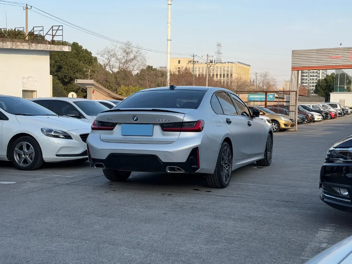 2025 BMW 3 Series 2.0T 184HP L4 8AT,autocango,china used car exporter,china ev exporter,chinese used car exporter,chinese used ev exporter