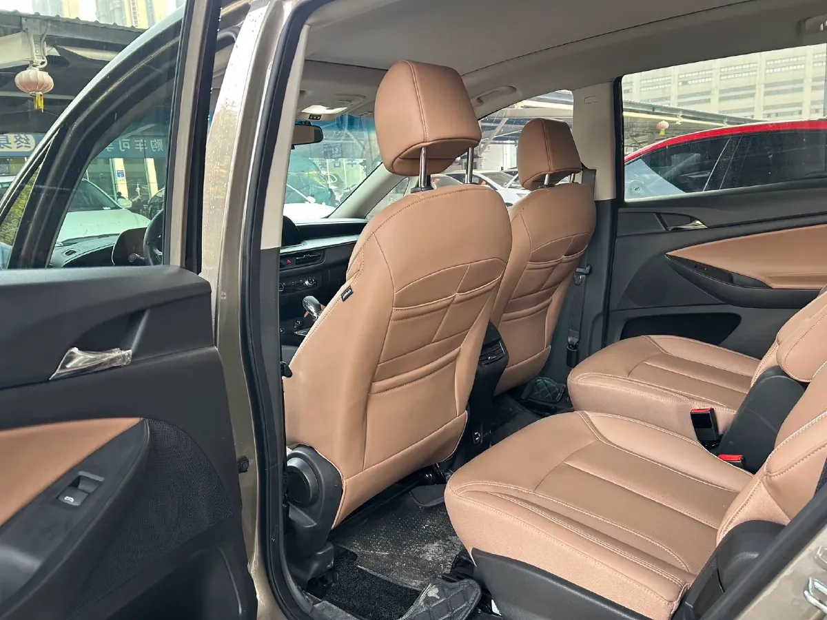 2021 Buick GL6 1.3T 163HP L3 6AT,autocango,china used car exporter,china ev exporter,chinese used car exporter,chinese used ev exporter