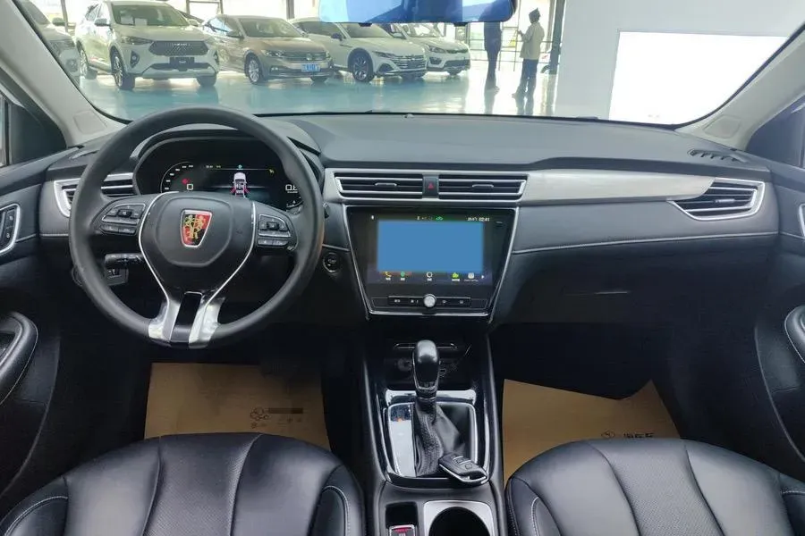 2020 Roewe i5 1.5L 120HP L4 CVT,autocango,china used car exporter,china ev exporter,chinese used car exporter,chinese used ev exporter