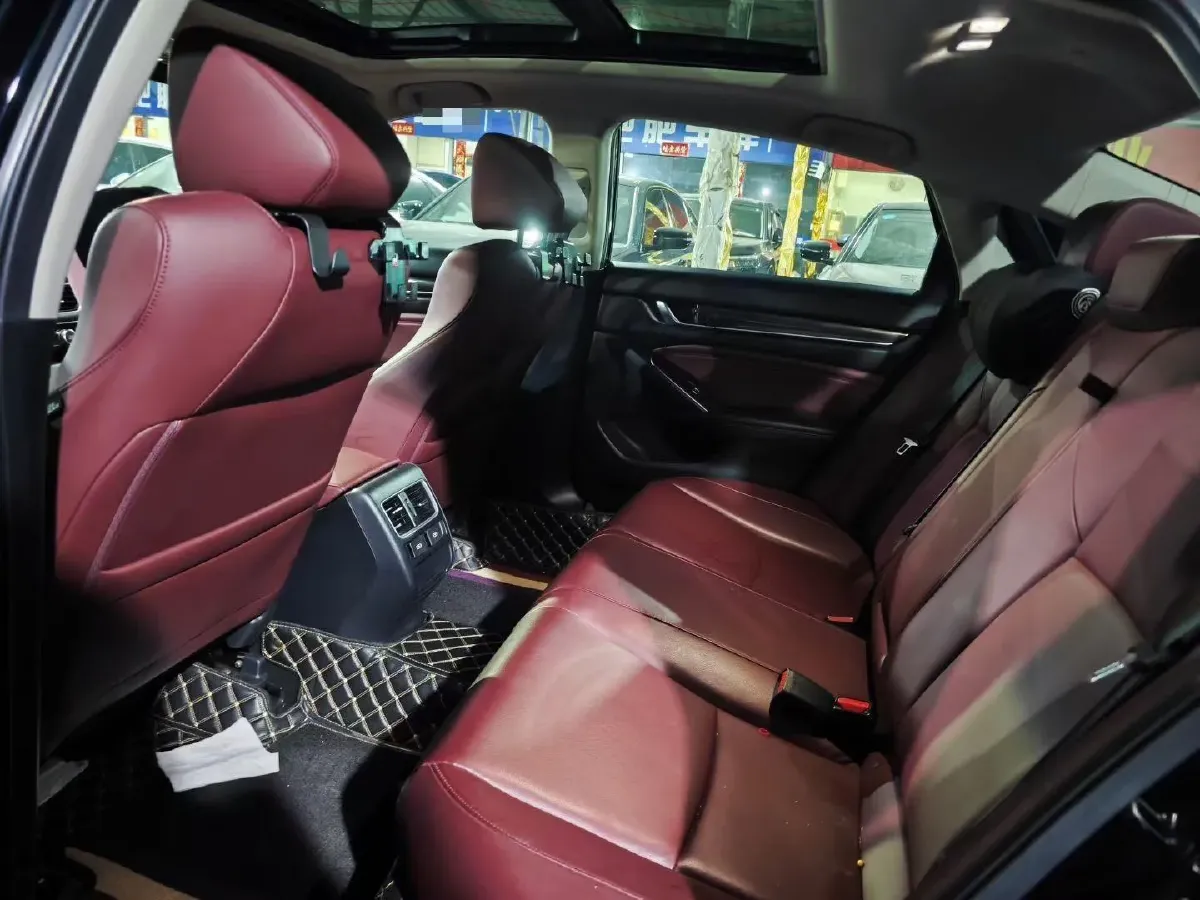 2022 Honda Accord 1.5T 194HP L4 CVT,autocango,china used car exporter,china ev exporter,chinese used car exporter,chinese used ev exporter