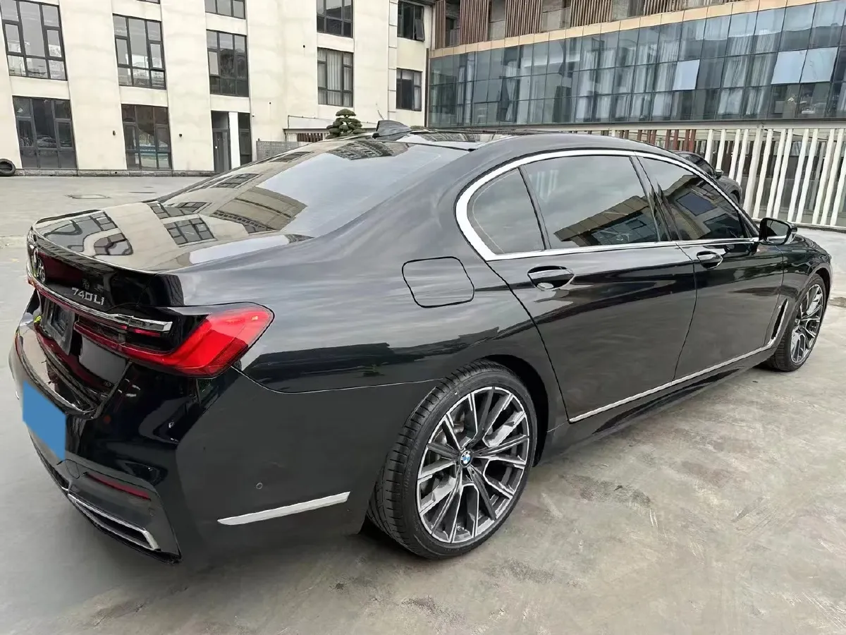 2019 BMW 7 Series 3.0T 340HP L6 8AT,autocango,china used car exporter,china ev exporter,chinese used car exporter,chinese used ev exporter