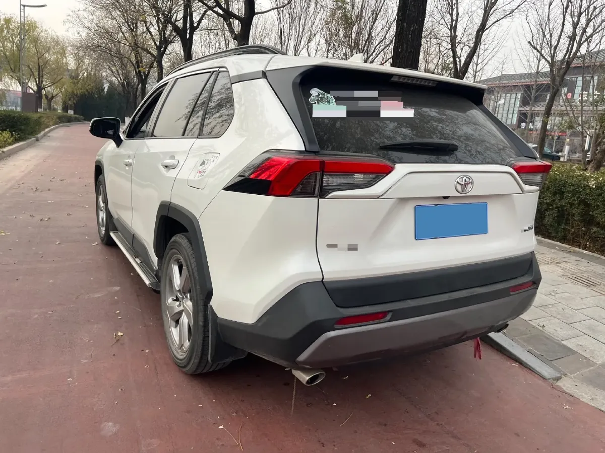 2020 Toyota RAV4 2.0L 171HP L4 CVT,autocango,china used car exporter,china ev exporter,chinese used car exporter,chinese used ev exporter
