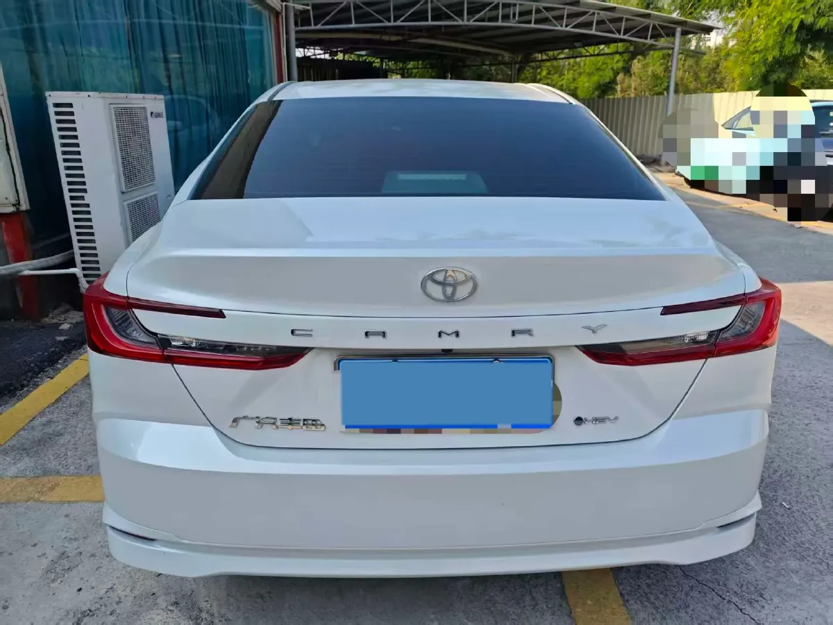 2024 Toyota Camry 2.0L 152HP L4 E-CVT Hybrid,autocango,china used car exporter,china ev exporter,chinese used car exporter,chinese used ev exporter