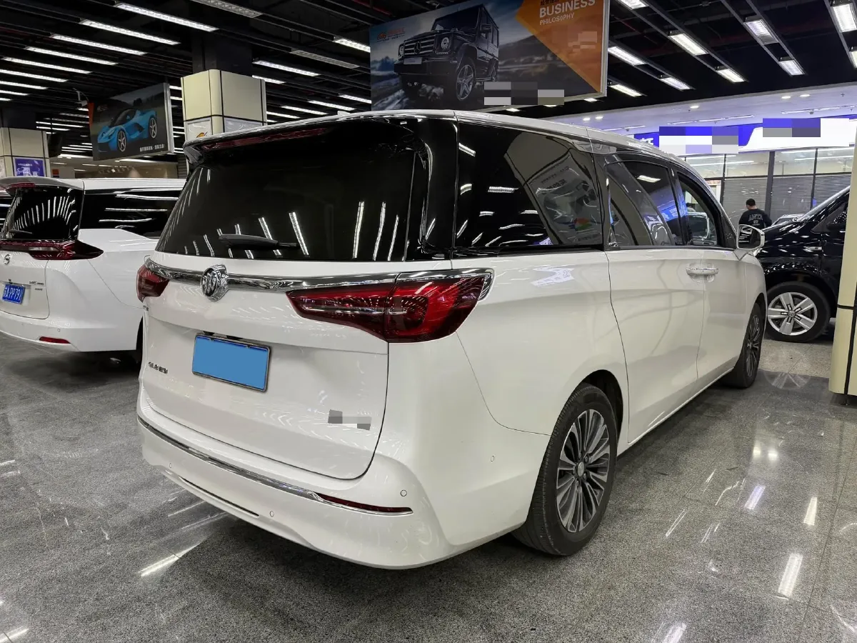 2022 Buick GL8 2.0T 237HP L4 9AT,autocango,china used car exporter,china ev exporter,chinese used car exporter,chinese used ev exporter