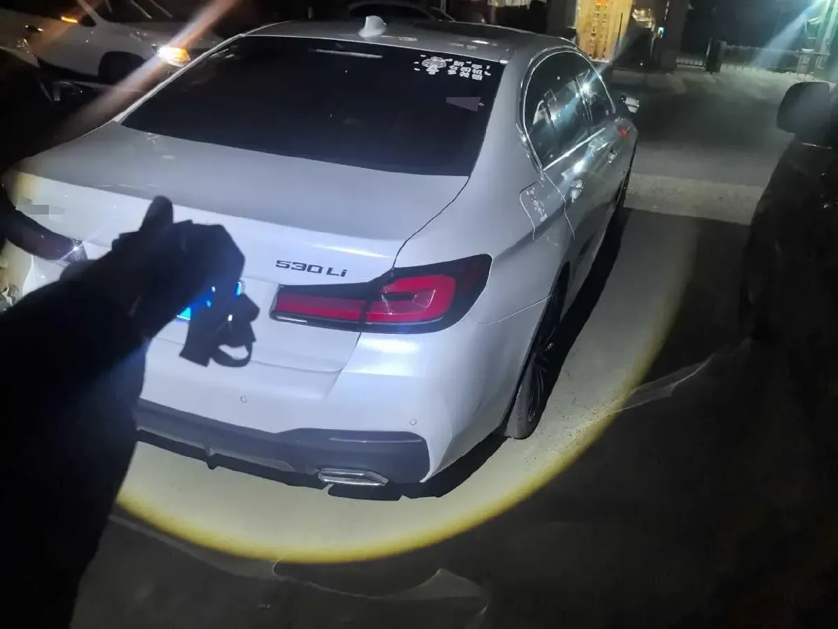 2023 BMW 5 Series 2.0T 245HP L4 8AT,autocango,china used car exporter,china ev exporter,chinese used car exporter,chinese used ev exporter